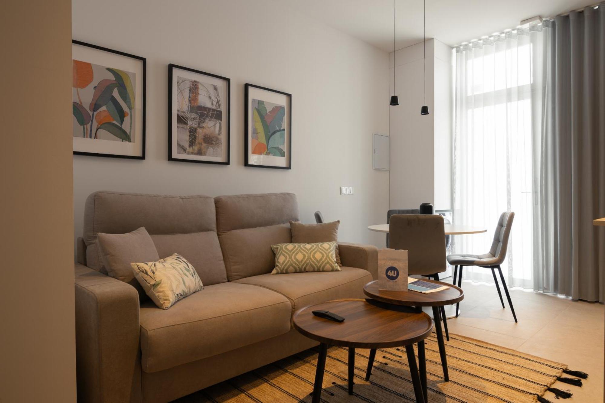 Dorm4You Arena Plaza Valenza Esterno foto